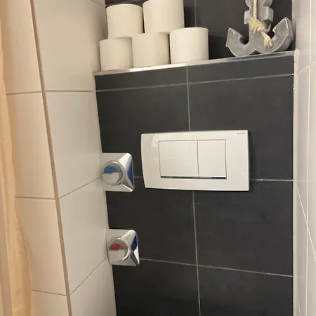 Apartman Mit Kuechenzeile, Stadtnah & Kostenlos Parken *